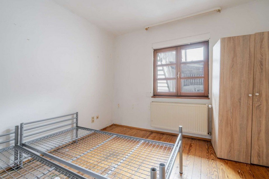 Wohnraum Mehrfamilienhaus Neulingen