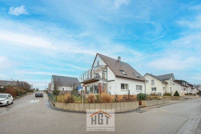 Titelbild Oberderdingen Einfamilienhaus Ein/Zweifamilienhaus in Flehingen in ruhiger Lage - ideal f�r Familien und Kapitalanleger