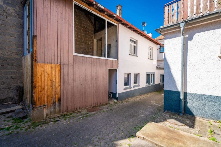 4 Halle / Lager / Produktion Neulingen