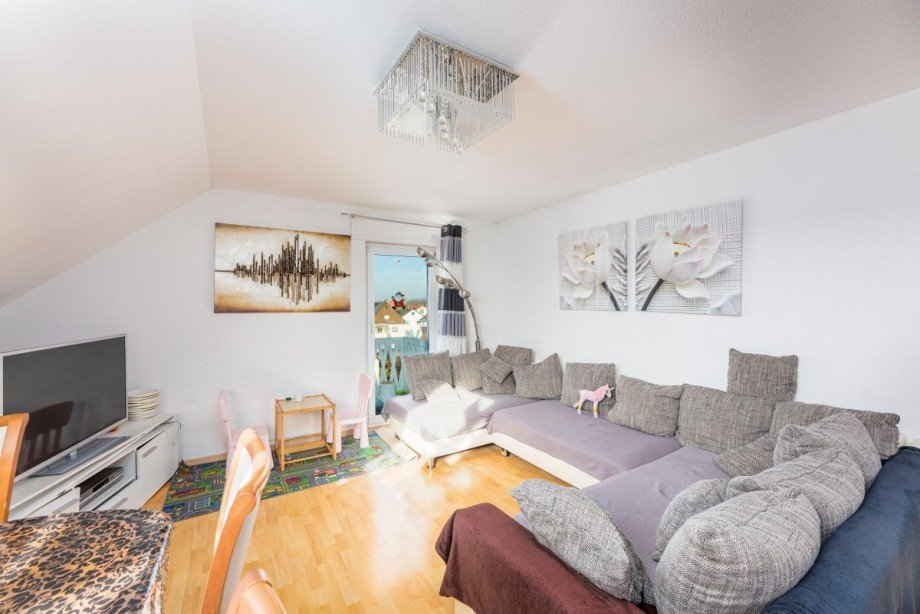Wohn- Esszimmer Dachgeschosswohnung Eggenstein