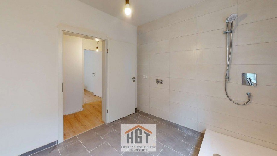 6 Badezimmer Erdgeschosswohnung Knittlingen