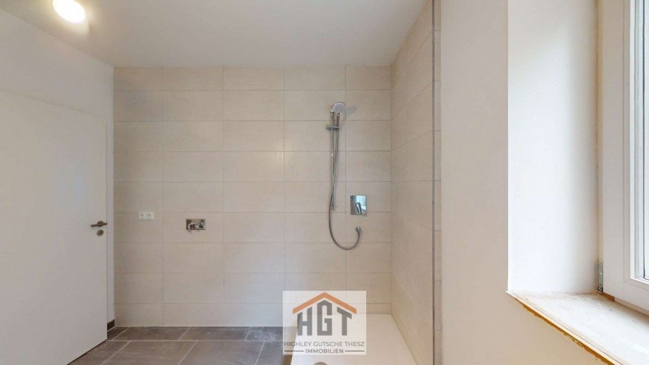7 Badezimmer Erdgeschosswohnung Knittlingen