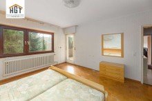 Schlafzimmer  VERKAUFT  Viel Wohnraum f�r die gro�e Familie in exklusiver Lage