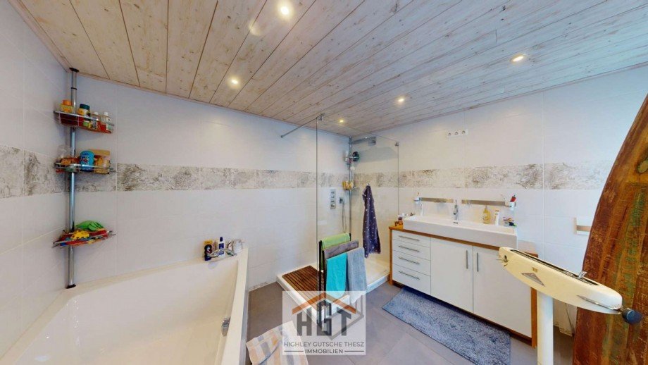  Doppelhaush�lfte Angelbachtal