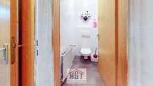 WC-Autosalon Exklusives Einfamilienhaus mit vielseitig nutzbarer Gewerbehalle in Bretten-G�lshausen!