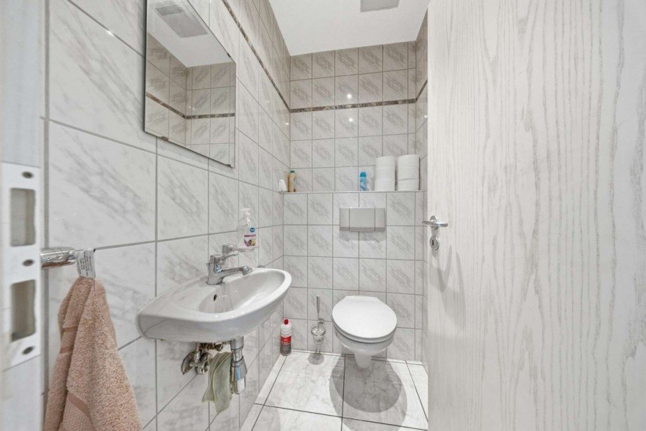 G�ste WC Maisonettewohnung Bretten