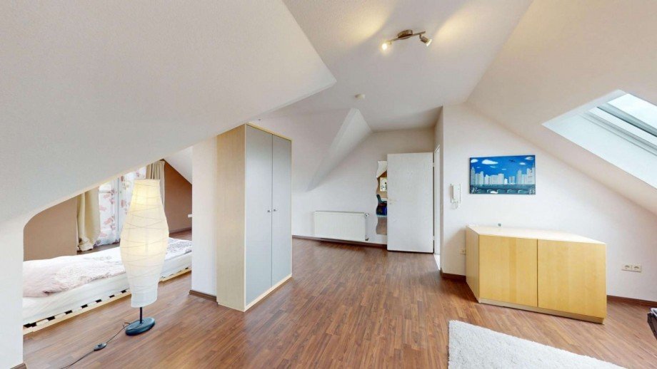 Wohnung 1 DG Zimmer Mehrfamilienhaus Kraichtal