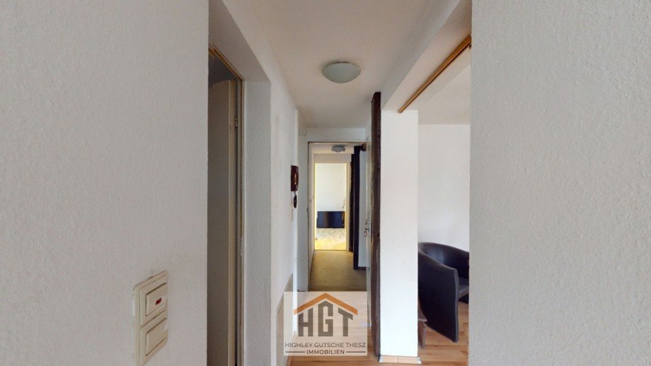 Flur WE3 OGli Etagenwohnung Walzbachtal