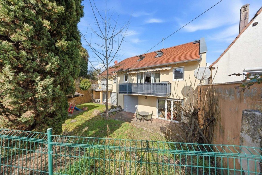 12 Maisonettewohnung �stringen