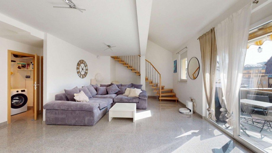 9 Maisonettewohnung �stringen