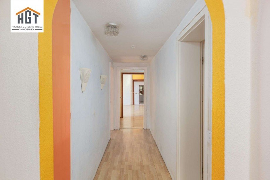 Wohnung EG Flur Zweifamilienhaus M�hlacker-Enzberg