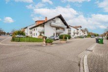 20 Sch�ne 2,5 Zimmer-Dachgeschosswohnung mit PKW Stellplatz und Balkon in Karlsdorf-Neuthard