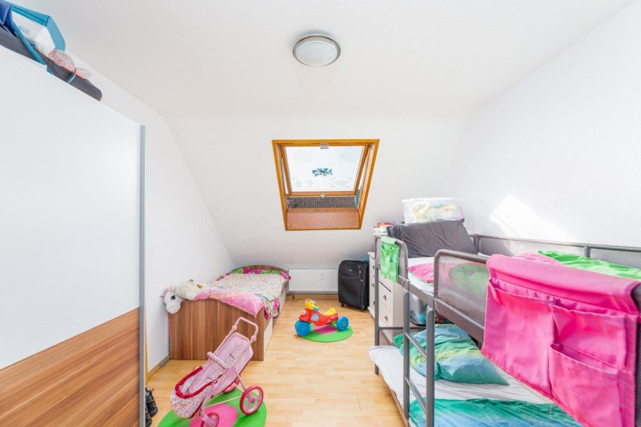 Kinderzimmer 1 Dachgeschosswohnung Eggenstein