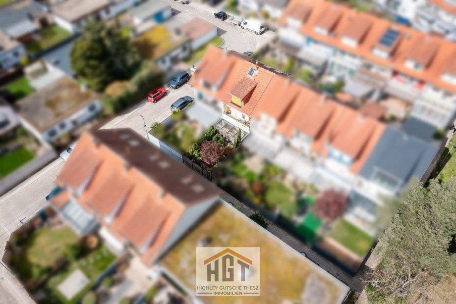 Haushinteransicht von oben Reihenmittelhaus Neulu�heim