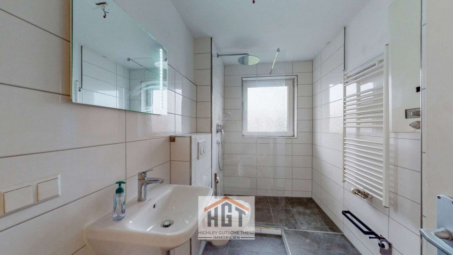 Badezimmer neu Etagenwohnung Bretten