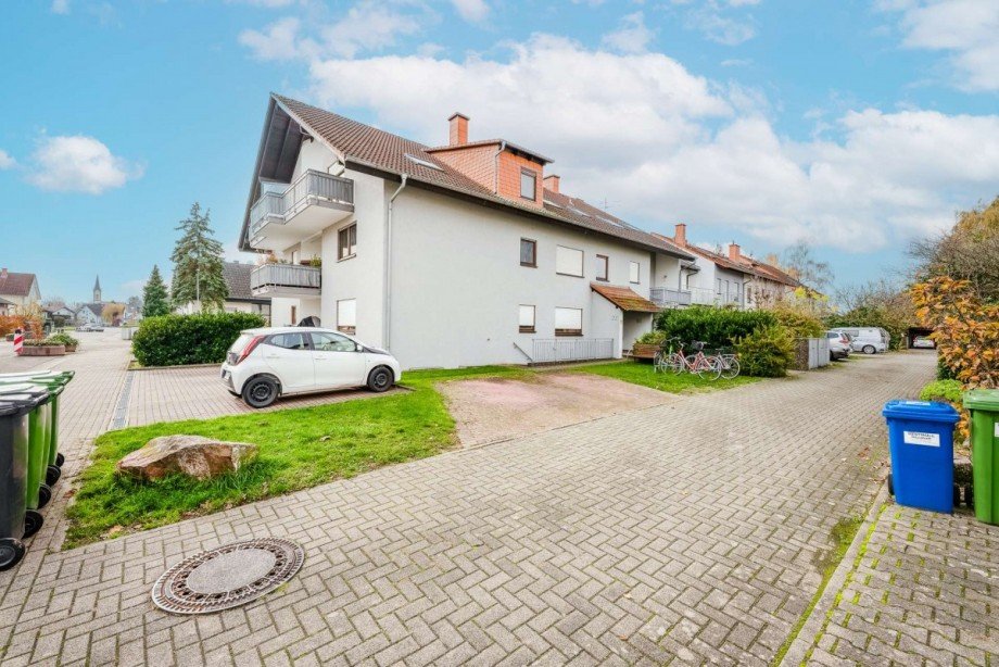 22 Dachgeschosswohnung Karlsdorf-Neuthard