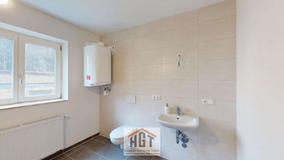 8 Badezimmer Erdgeschosswohnung Knittlingen