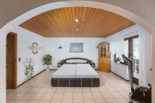  Attraktive Doppelhaush�lfte in Dettenheim