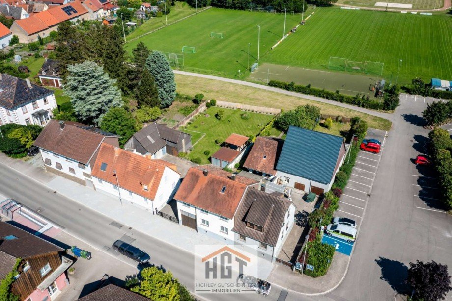 Luftaufnahme Doppelhaush�lfte Dettenheim