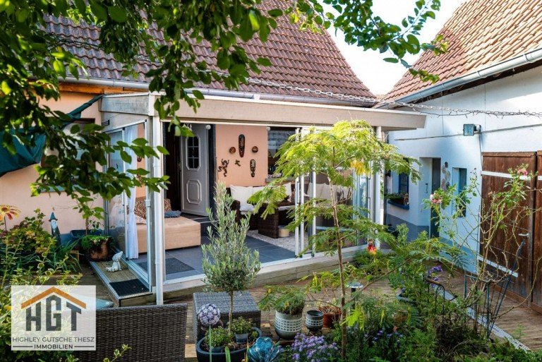 Wintergarten Linkenheim-Hochstetten Einfamilienhaus VERKAUFT Charmantes Einfamilienhaus mit gem�tlichem Garten in Linkenheim