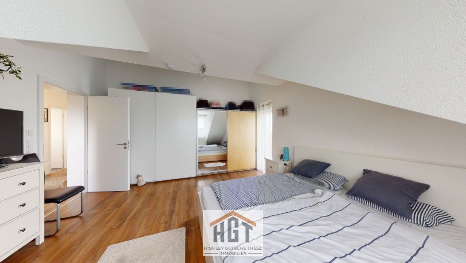 Schlafzimmer Penthousewohnung Karlsdorf-Neuthard