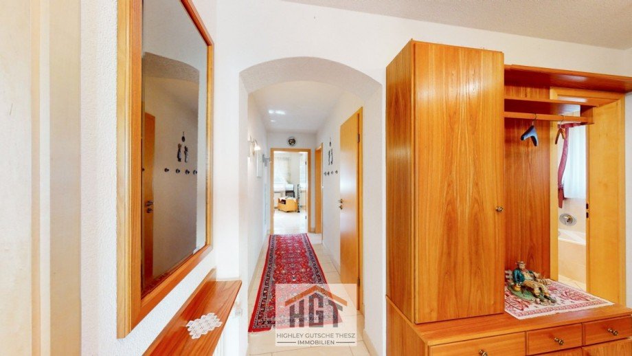 Flur (3) Erdgeschosswohnung �lbronn-D�rrn