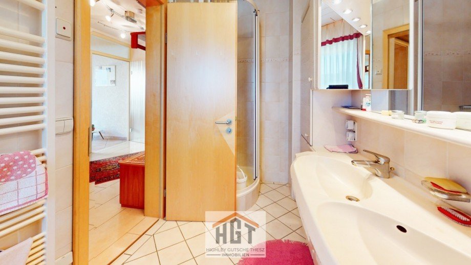 Badezimmer Eingang Erdgeschosswohnung �lbronn-D�rrn