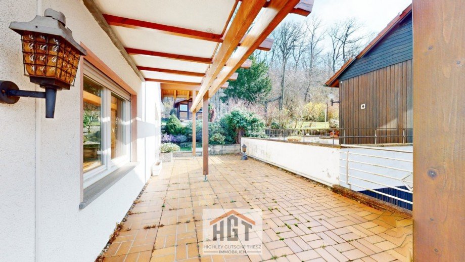 Terrasse S�dseite Erdgeschosswohnung �lbronn-D�rrn