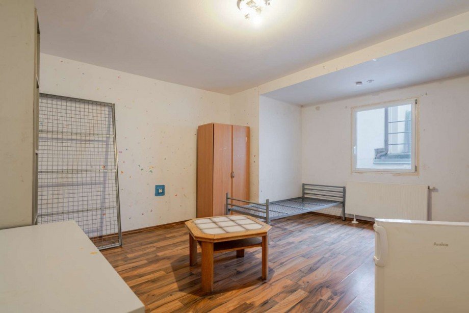 Wohnraum Mehrfamilienhaus Neulingen