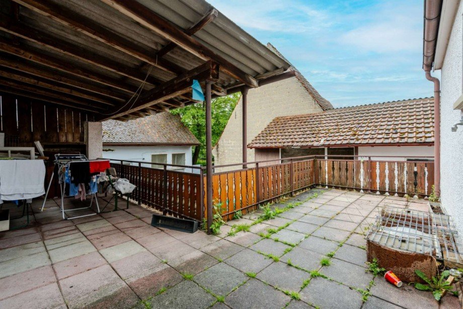 Terrasse Mehrfamilienhaus Neulingen