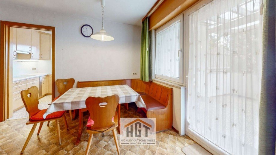 8 Zweifamilienhaus K�rnbach