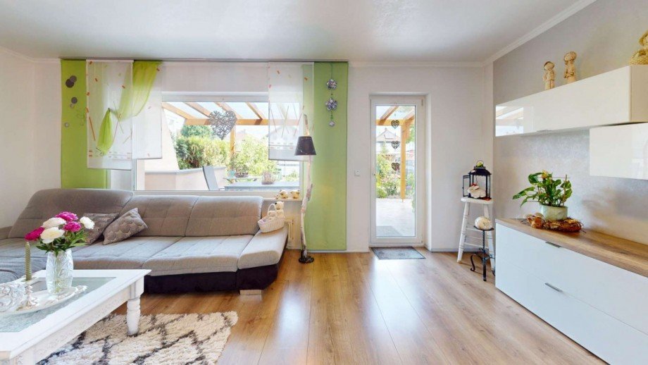 Wohnzimmer Doppelhaush�lfte Graben-Neudorf