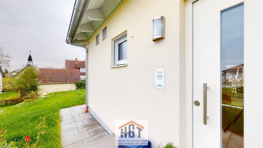 Hauseingang Bungalow �lbronn-D�rrn