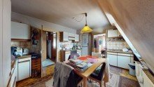 24 Schickes Ein- bis Zweifamilienhaus mit gro�em Garten, PV-Anlage und Ausbaupotenzial in Bretten-Ruit