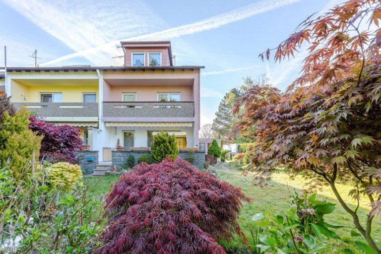 Garten im Westen Eggenstein-Leopoldshafen Reihenendhaus Verkauft Reihenendhaus in herrlicher Lage in Eggenstein-Leopoldshafen