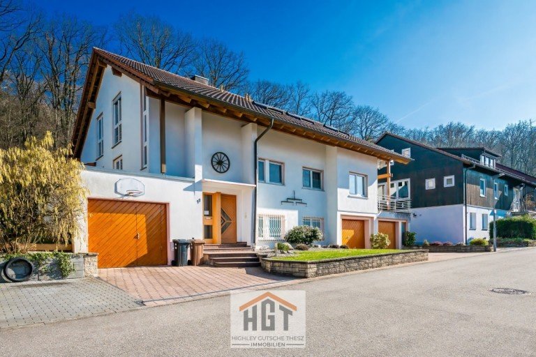 Hausansicht �lbronn-D�rrn Erdgeschosswohnung *VERKAUFT* Sch�ne Erdgeschosswohnung mit Terrasse und Garten am Waldrand