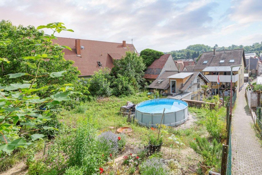 Garten Mehrfamilienhaus Kraichtal-Ober�wisheim