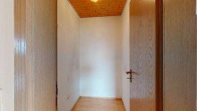 10 Sch�ne 2,5 Zimmer-Dachgeschosswohnung mit PKW Stellplatz und Balkon in Karlsdorf-Neuthard