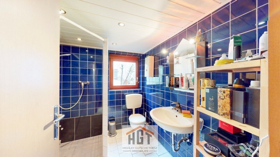 Bad mit Dusche Einfamilienhaus Wagh�usel