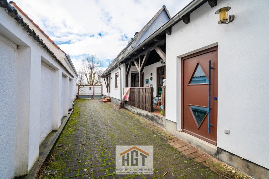 Hof Einfamilienhaus Wagh�usel