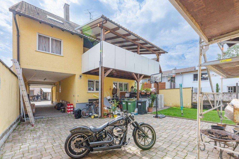 Hof Mehrfamilienhaus Kraichtal-Ober�wisheim