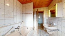 14 Sch�ne 2,5 Zimmer-Dachgeschosswohnung mit PKW Stellplatz und Balkon in Karlsdorf-Neuthard