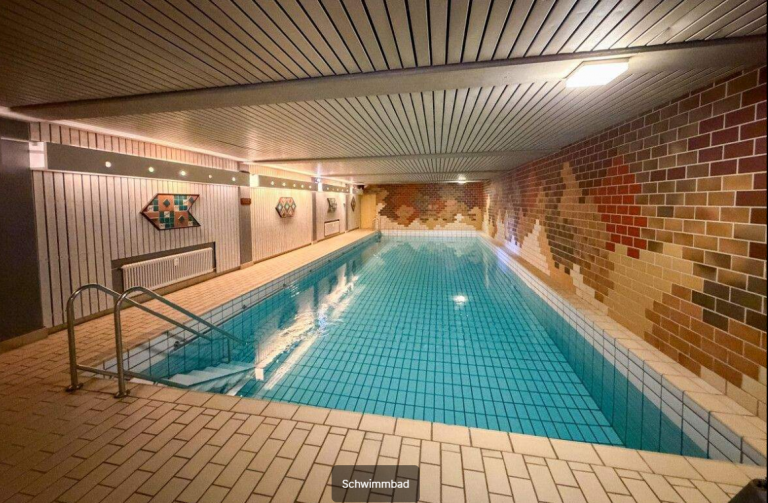 Schwimmbad Baiersbronn Terrassenwohnung VERKAUFT 1 Zimmer Appartment in Terrassenanlage mit Schwimmbad und Sauna