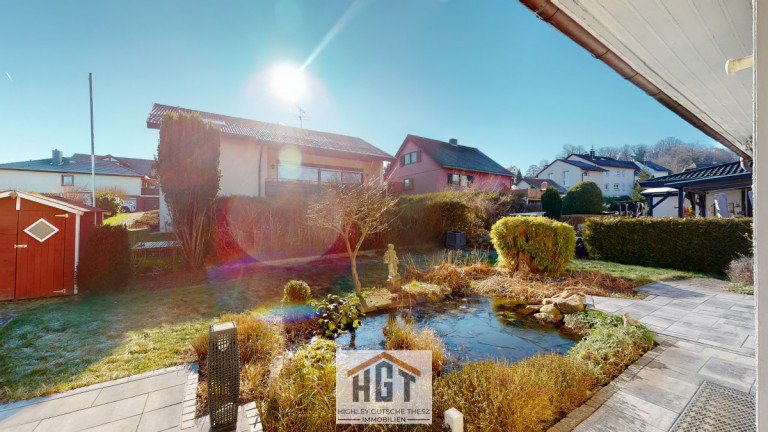 Garten mit Gartenh�usle Keltern Bungalow *VERKAUFT* Barrierefrei und behindertengerecht! Bungalow mit sch�nem Garten in Keltern