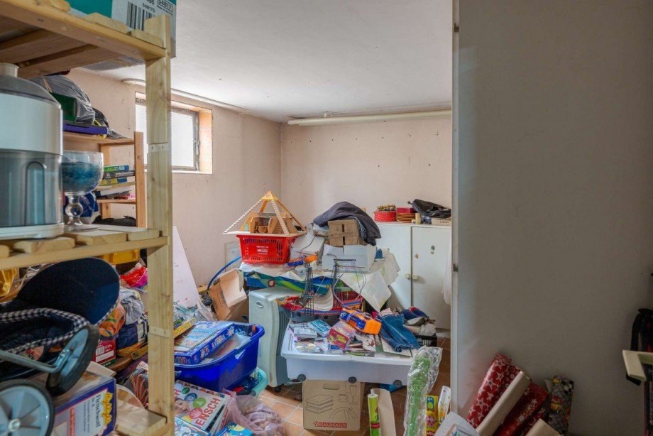 Kellerraum Mehrfamilienhaus Kraichtal-Ober�wisheim